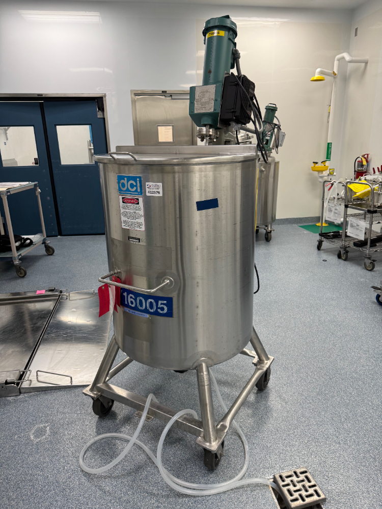 Image of DCI 105 Gallon Stainless Steel Mixing Tank